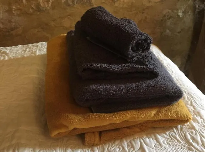 فندق مبيت وإفطار Les Gonies - Amande Mauroux (Lot)